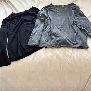 Old Navy Women’s Long Sleeve Tees - Black and Gray